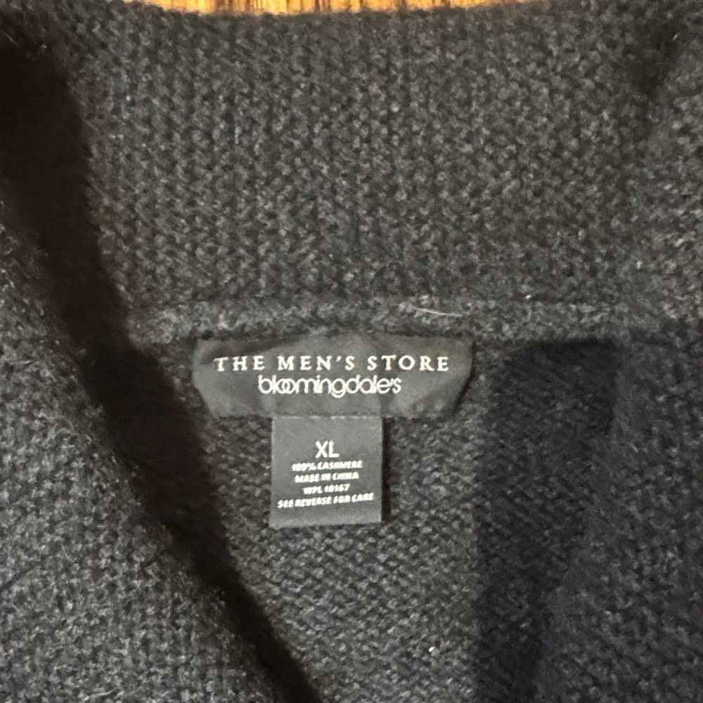 Bloomingdale's Black v-neck /cowl neck Sweater for Men - Picture 2 of 11